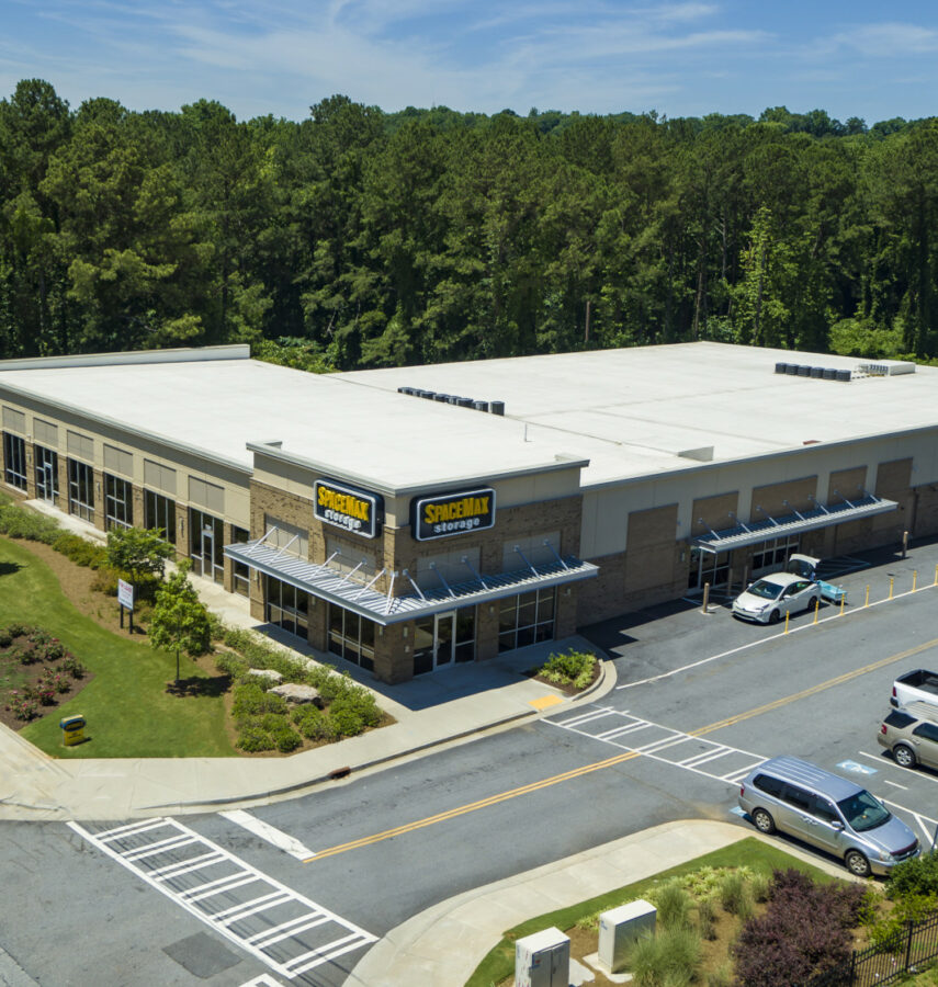 SpaceMax Storage facility exterior photo